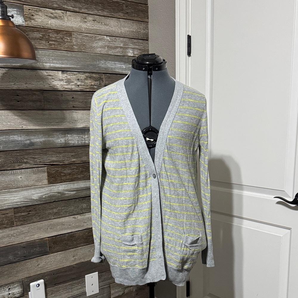 a.n.a Women’s Gray and Yellow Cardigan